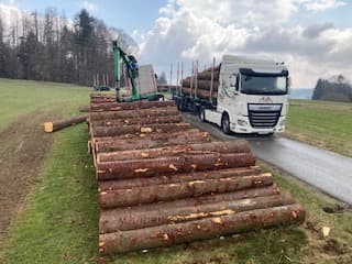 Sattelzug der Flotte im Einsatz